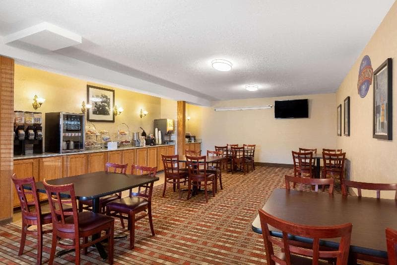 Baymont By Wyndham Spearfish 2