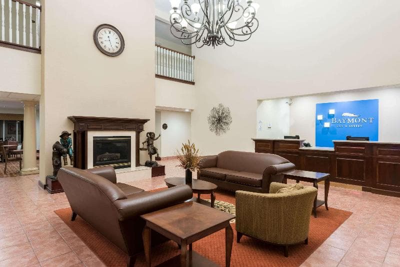 Baymont Inn And Suites Highland 5