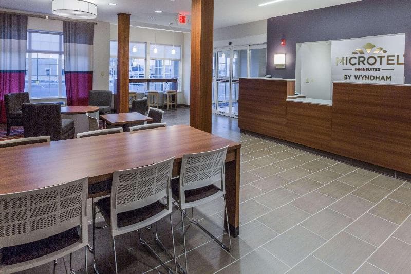 Microtel Inn & Suites by Wyndham Tioga 4