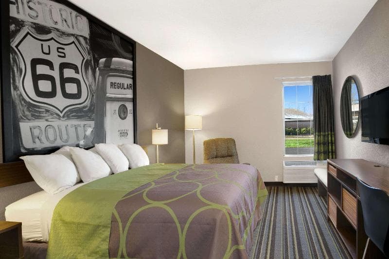 Super 8 by Wyndham Strafford/Springfield Area 3