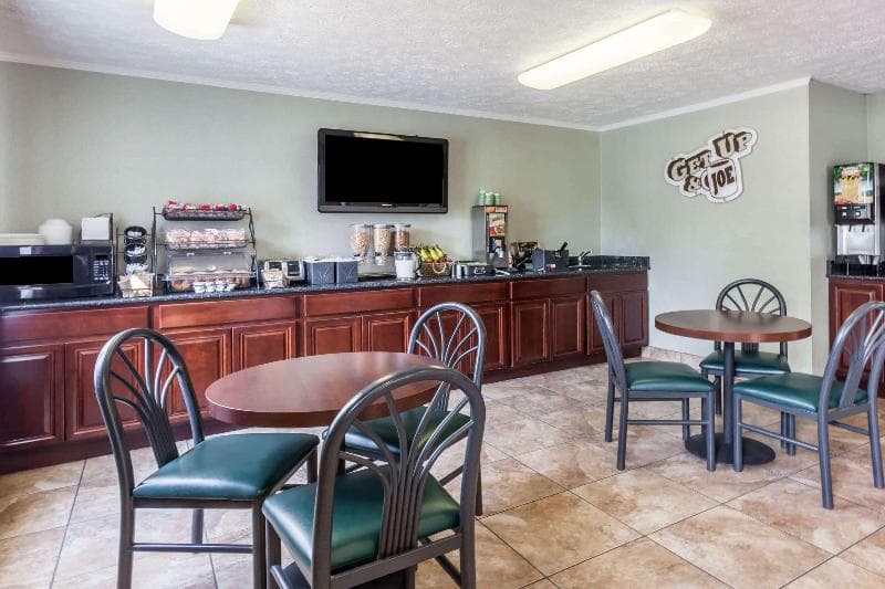 Microtel Inn & Suites by Wyndham Wilson 2
