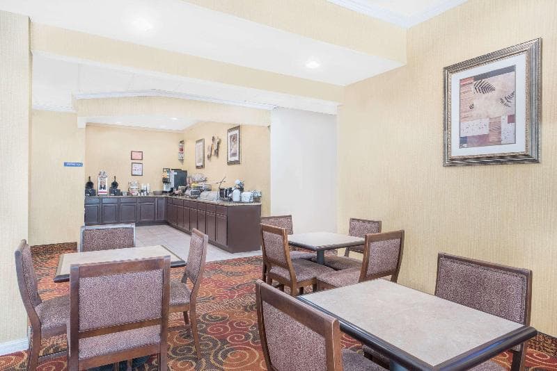 Microtel Inn & Suites By Wyndham Aransas Pass/Corpus Christi 2