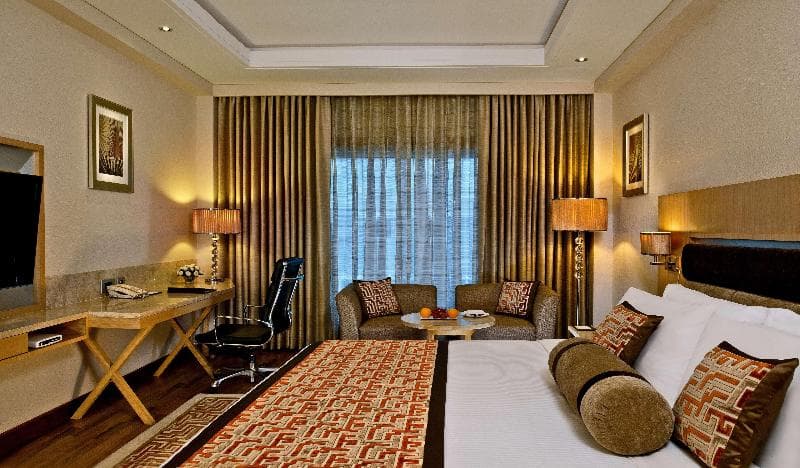Radisson Hotel Kandla 4