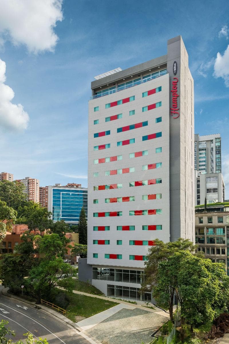 Hampton by Hilton Medellin 4