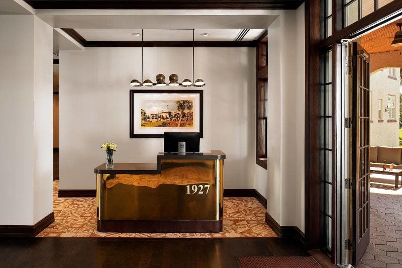 Fenway Hotel, Autograph Collection 5