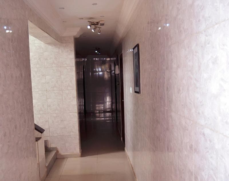 Inglesias Hotel 4