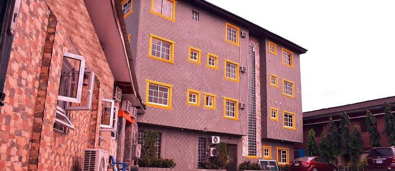 Inglesias Hotel main
