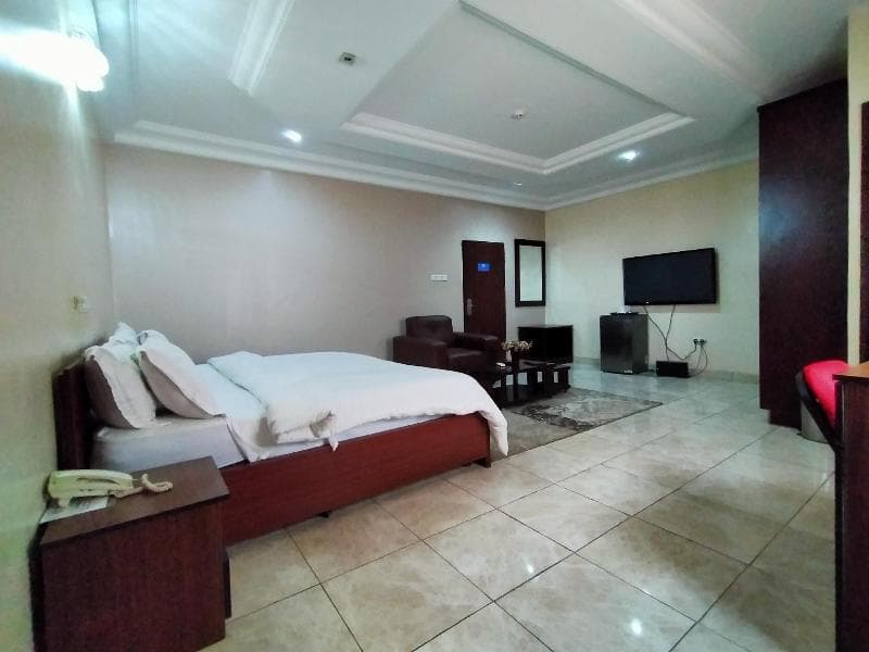 Laps New World Hotel 5