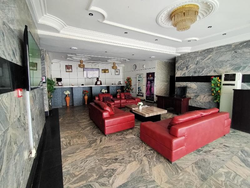 Laps New World Hotel main