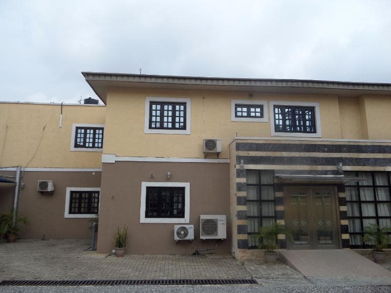 Suru Express Hotel main