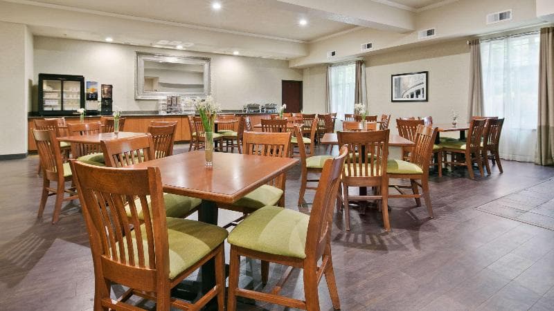 Best Western Liberty Inn DuPont 3