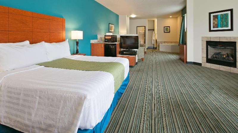 Best Western Liberty Inn DuPont 4