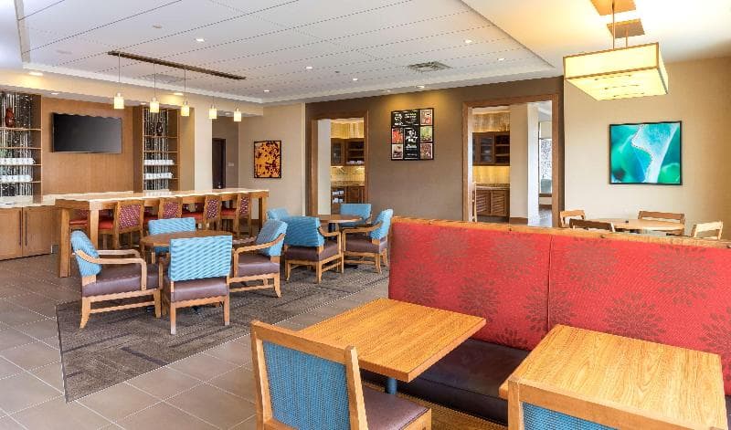 Hyatt Place Canton 4