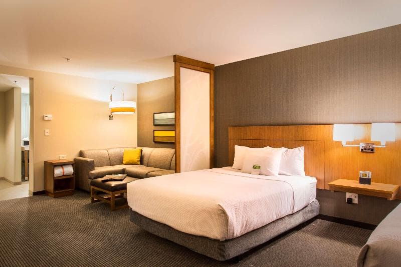 Hyatt Place Charlottesville 5