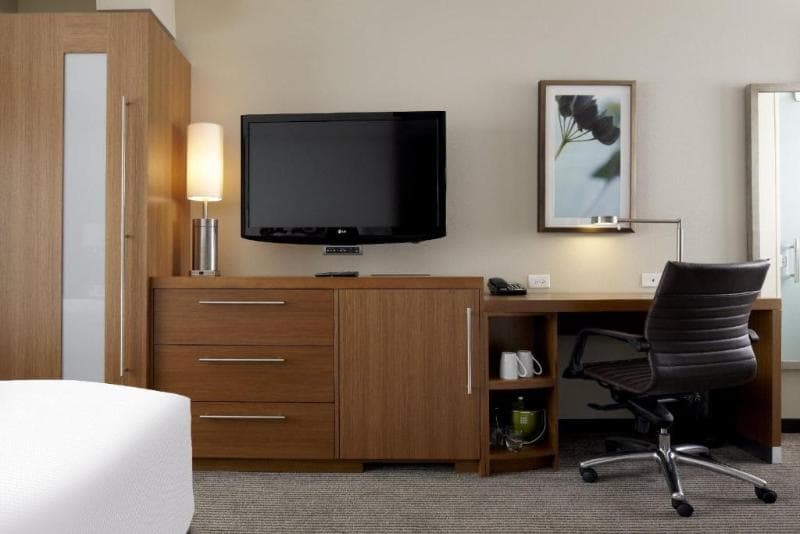 Hyatt Place Charlotte Downtown 5
