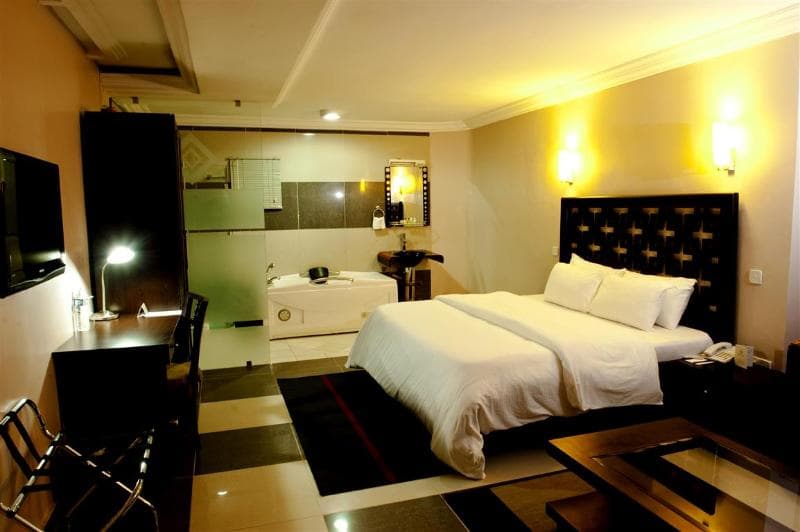 Linton Host Hotel 4
