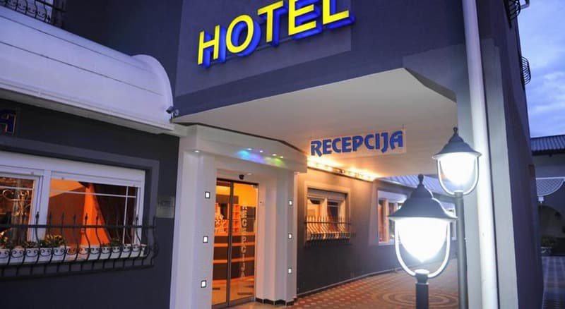 Pleso Hotel photo 1