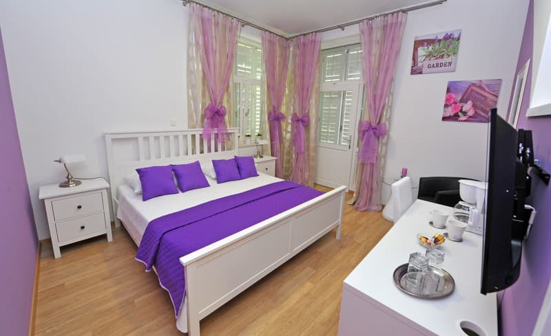 Luxury Rooms Nirvana 5