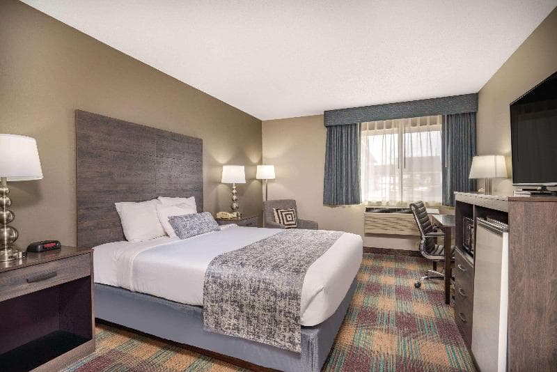 Baymont By Wyndham Baldwin 3