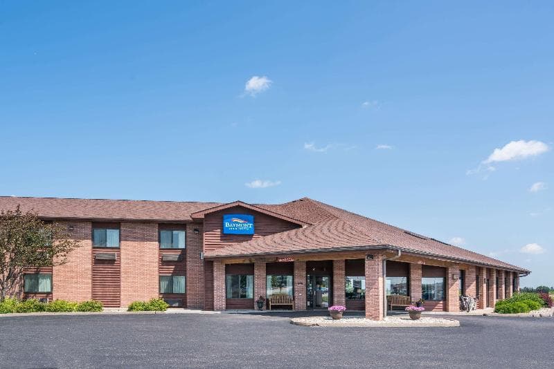 Baymont By Wyndham Marshfield photo 1