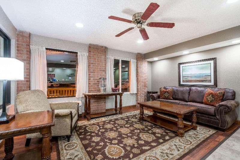 Baymont By Wyndham Marshfield 3