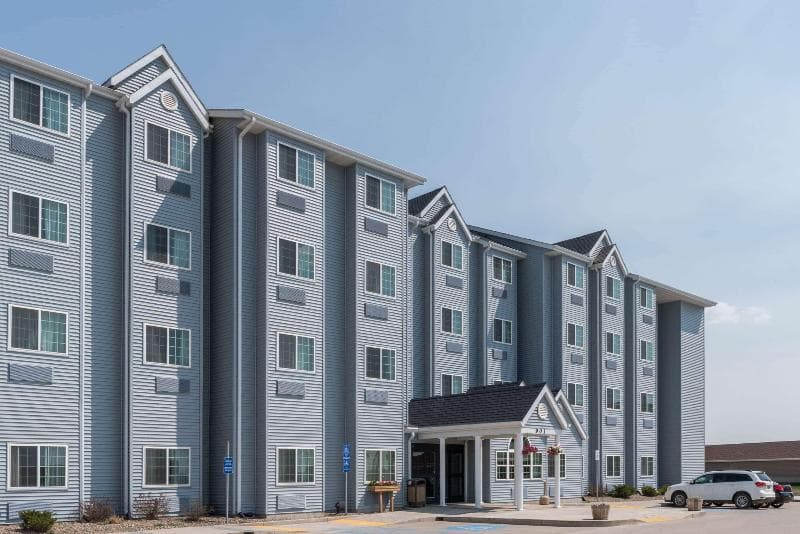 Microtel Inn & Suites By Wyndham Stanley 5