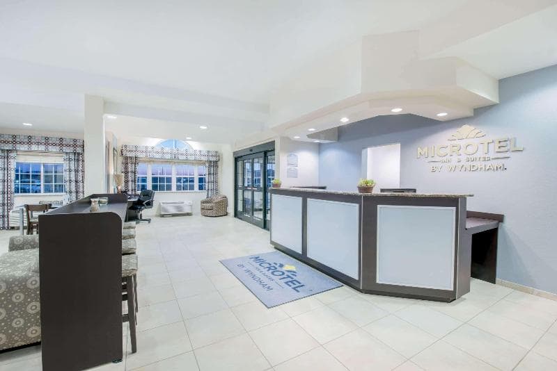 Microtel Inn & Suites By Wyndham Stanley 4