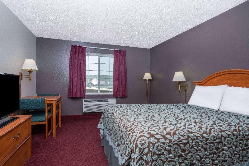 Days Inn By Wyndham Fargo/Casselton 4