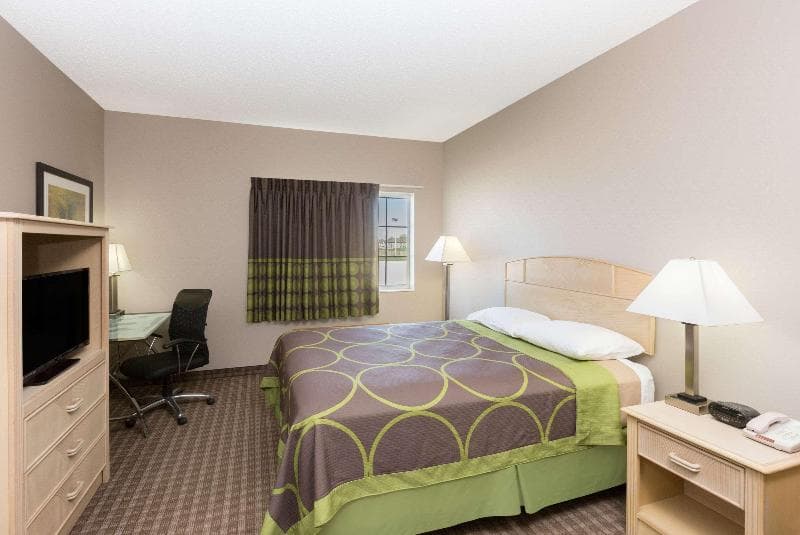 Super 8 by Wyndham Carroll/East 3