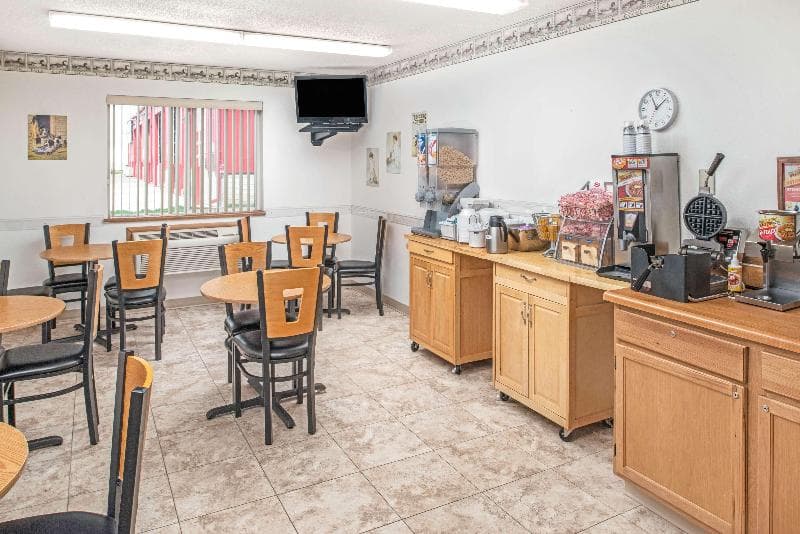 Super 8 By Wyndham Nebraska City 2