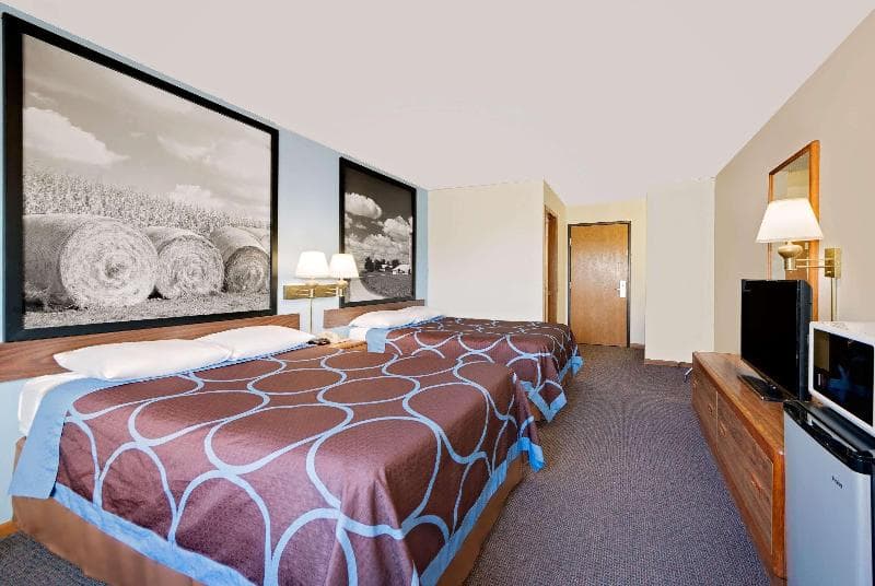 Super 8 By Wyndham Centerville 3