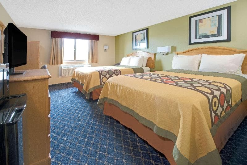 Super 8 By Wyndham St. Clair Mo photo 1