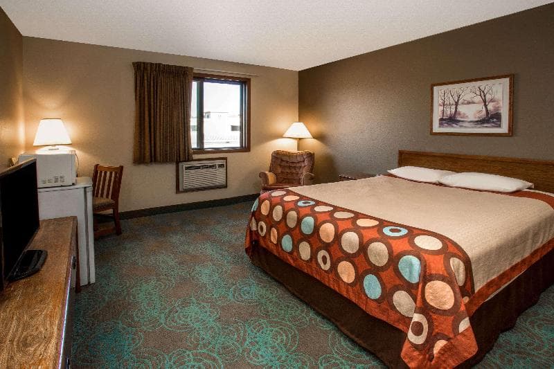 Super 8 By Wyndham Hartford 4