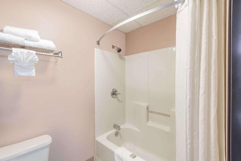 Super 8 By Wyndham Winfield/Quail Ridge Area 3