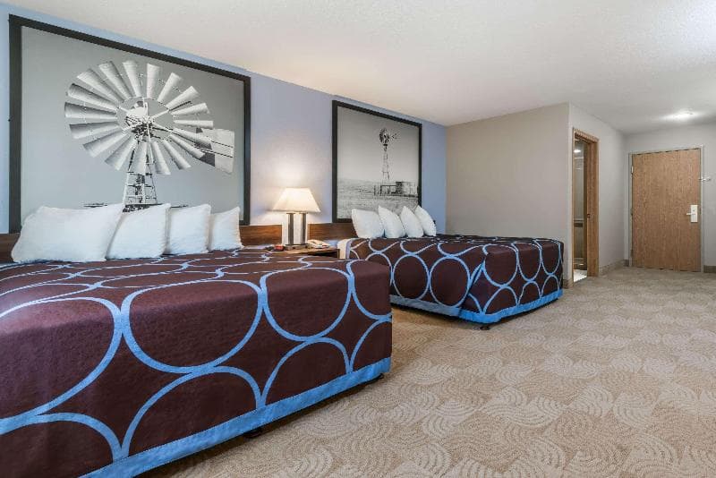 Super 8 By Wyndham Beloit 5