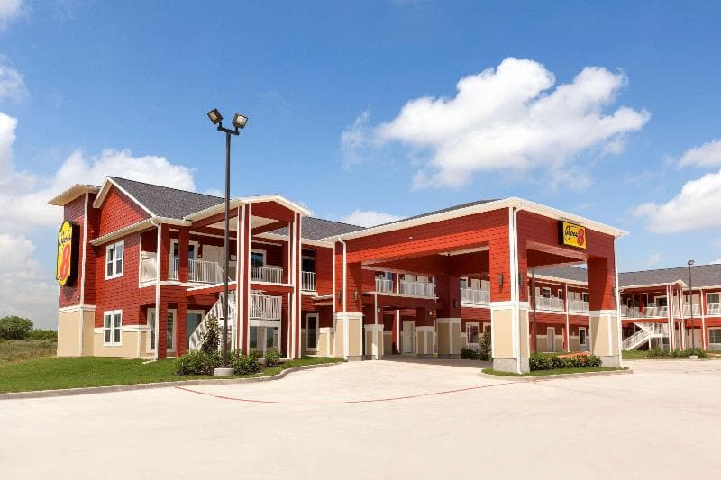 Super 8 By Wyndham Carrizo Springs 4