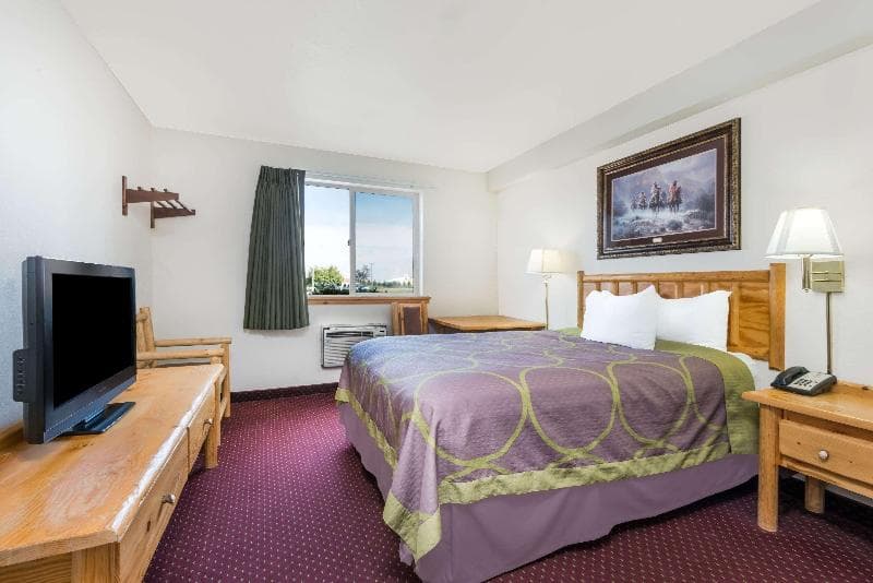 Super 8 By Wyndham Powell 3