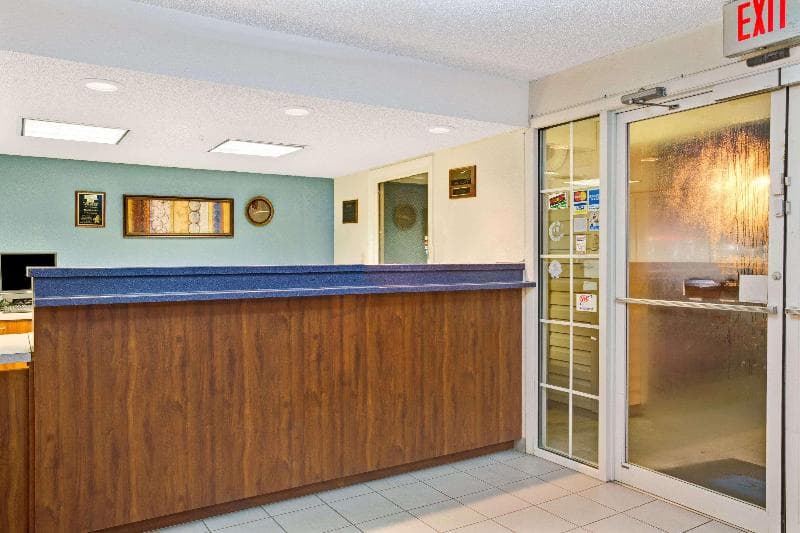 Travelodge Suites By Wyndham Macclenny 3