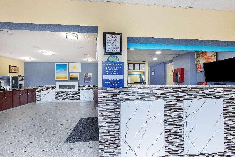 Days Inn By Wyndham Holladay 3