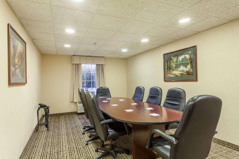 Baymont By Wyndham Columbia Maury photo 1