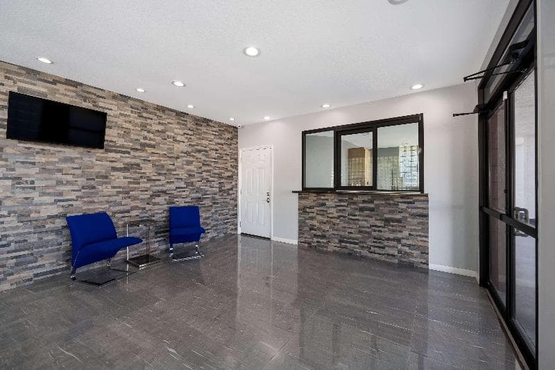 Surestay By Best Western Spring North Houston 4