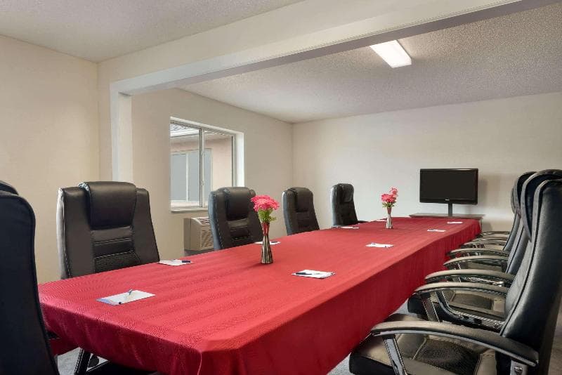 Baymont Inn & Suites By Wyndham Swanton/Toledo Airport 1