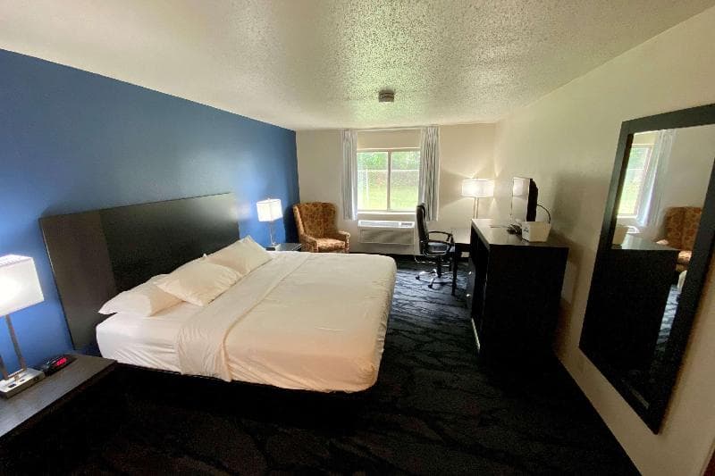 Baymont Inn & Suites By Wyndham Swanton/Toledo Airport 5