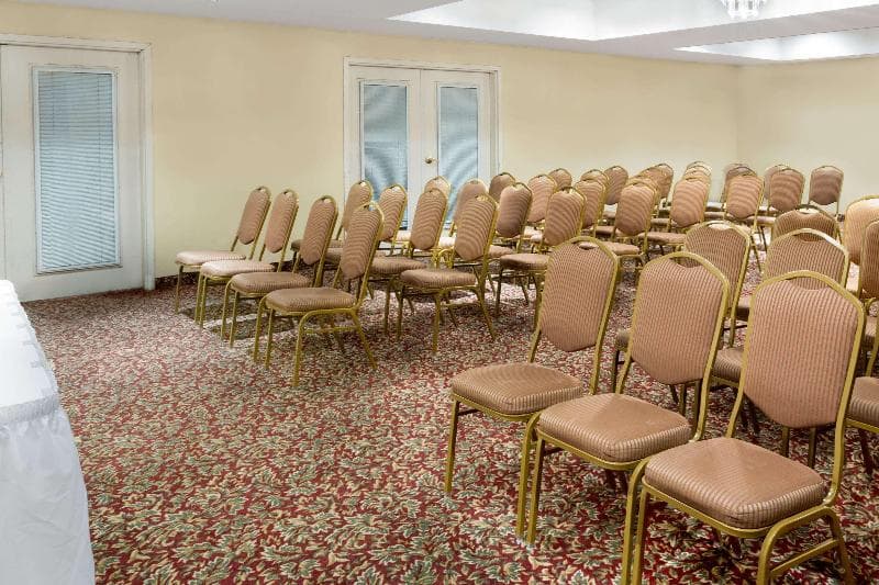 Days Inn & Suites By Wyndham Pocahontas photo 1