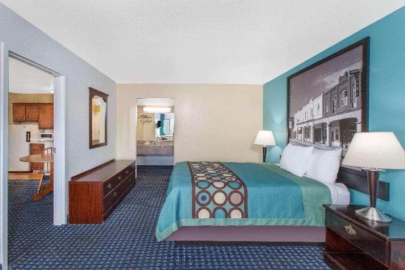 Super 8 By Wyndham Sallisaw 2