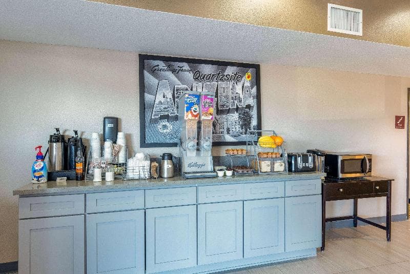 Super 8 By Wyndham Quartzsite 1