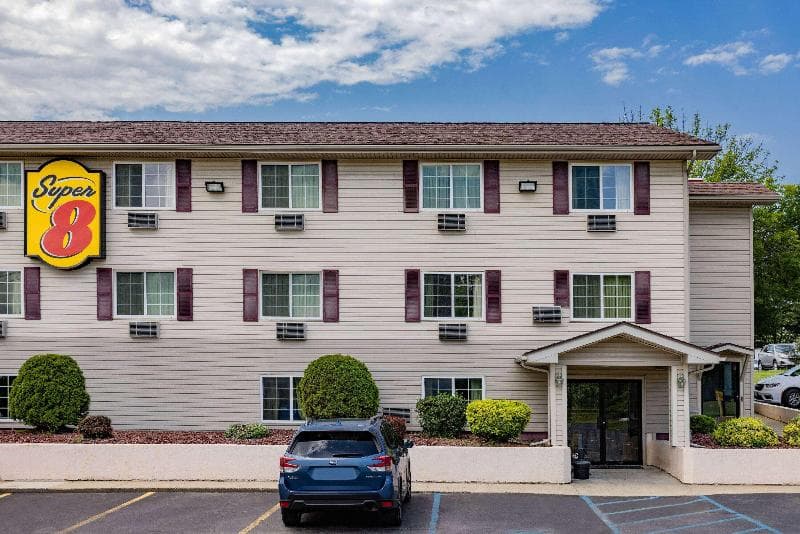 Super 8 By Wyndham Johnstown/Gloversville 2
