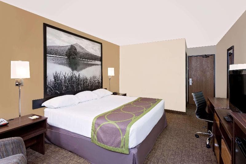 Super 8 By Wyndham Lebanon 2