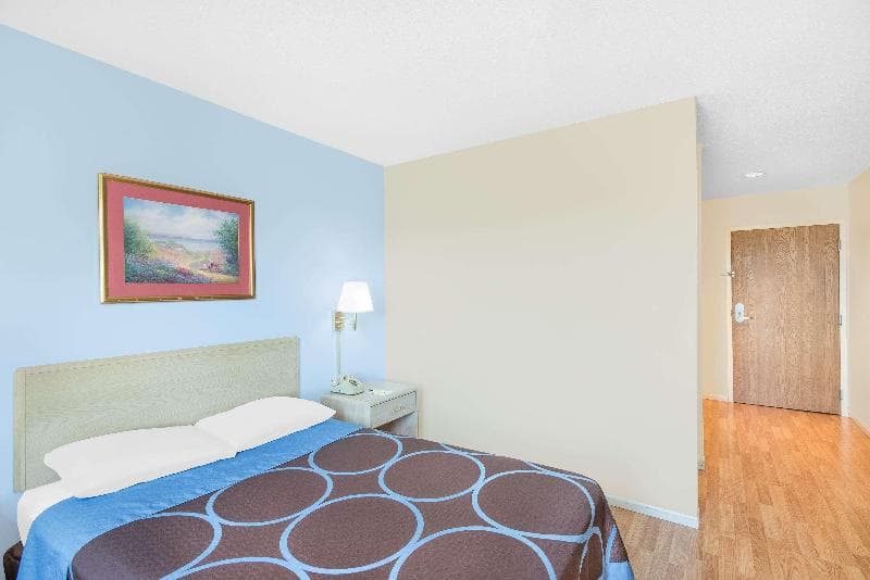 Super 8 by Wyndham Canandaigua 2