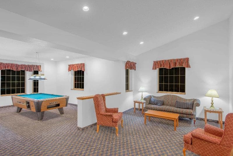 Surestay Plus Hotel By Best Western Highland Poughkeepsie 5